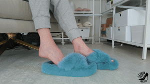 www.stellalibertyvideos.com - Blue Slipper Dangling Relax thumbnail