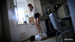 www.stellalibertyvideos.com - Converse Trampling thumbnail
